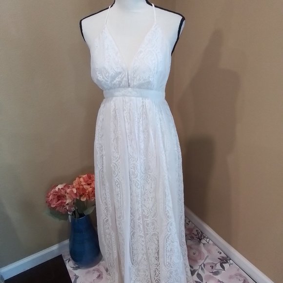 Aakaa Dresses & Skirts - "AAKAA" WHITE LACE MAXI DRESS SZ M